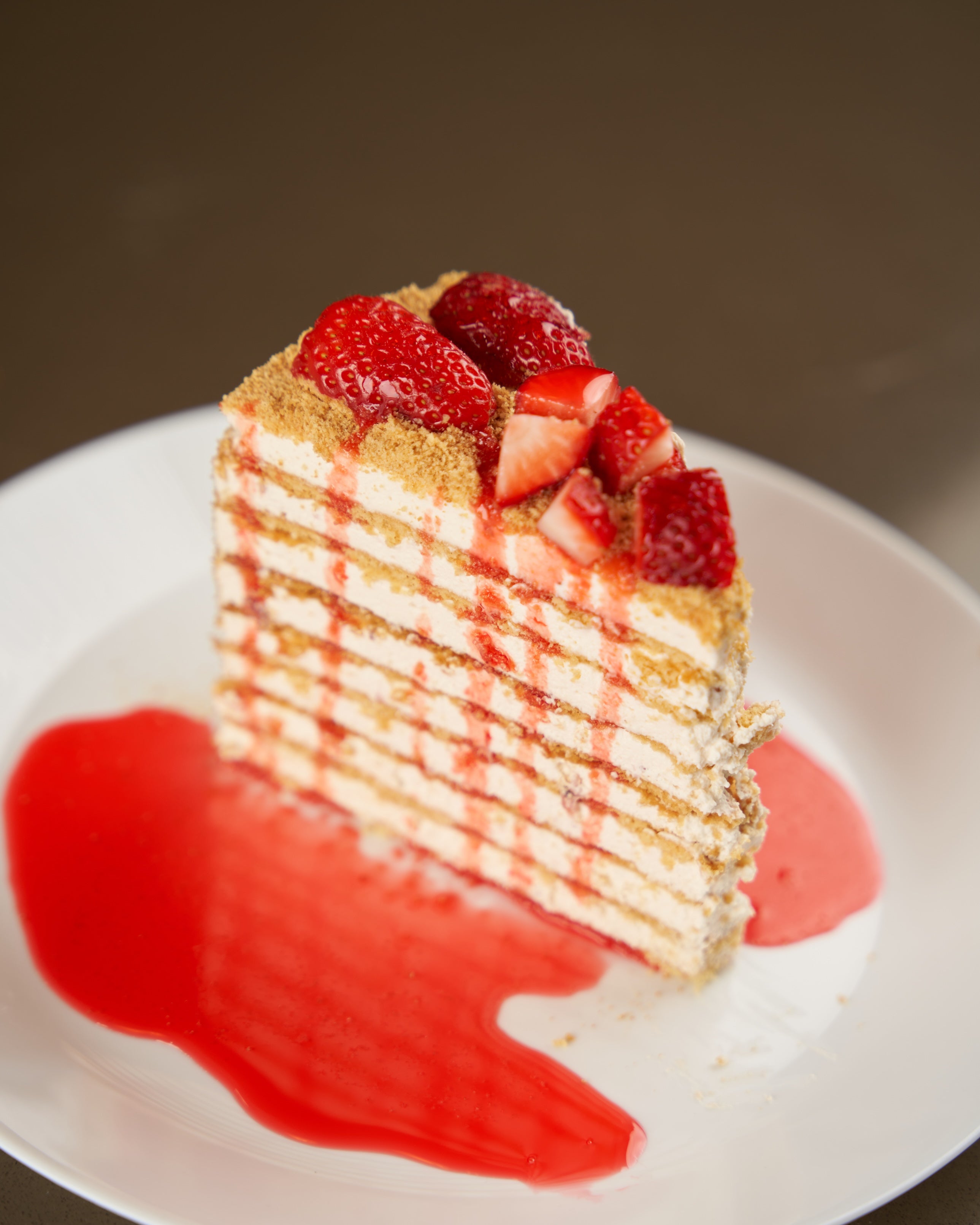 Russian Honey Cake x Strawberry