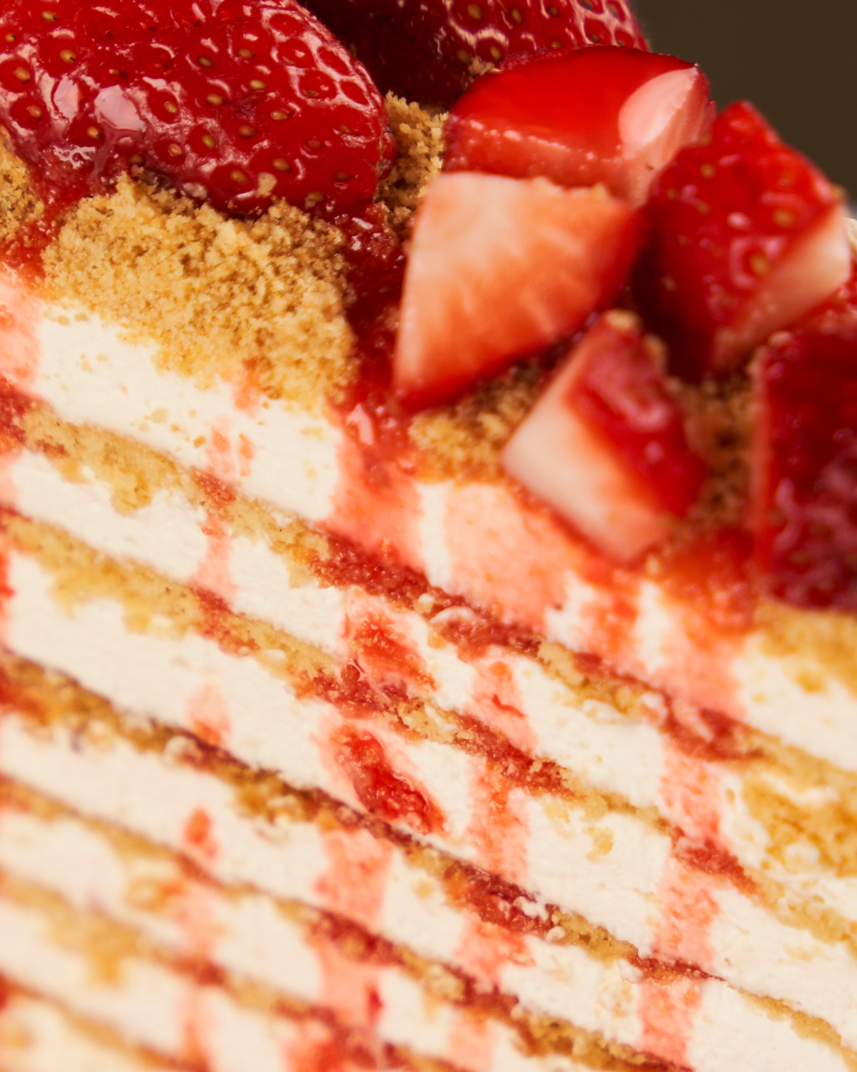 Russian Honey Cake x Strawberry